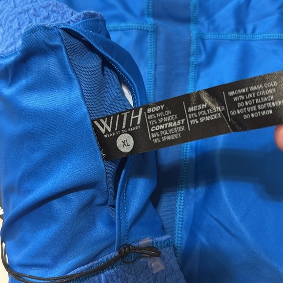 Wear it to Heart Topaz Blue Seersucker Bella Sports Bra Size XL - Picture 5 of 5